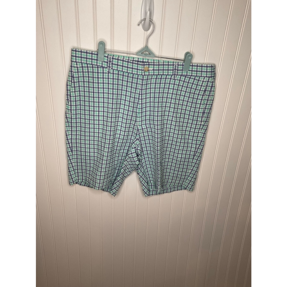 Men's Peter Millar featherweight Shorts Green Purple plaid Size 36